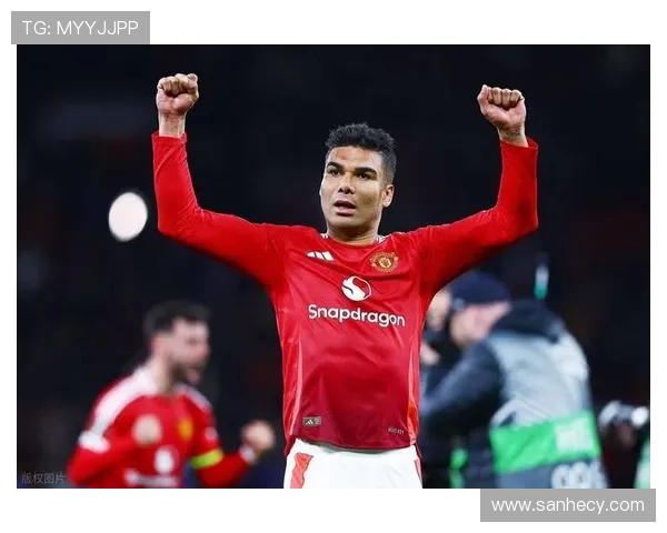 卡塞米罗：从巴西足球新星到欧洲顶级中场的传奇之路